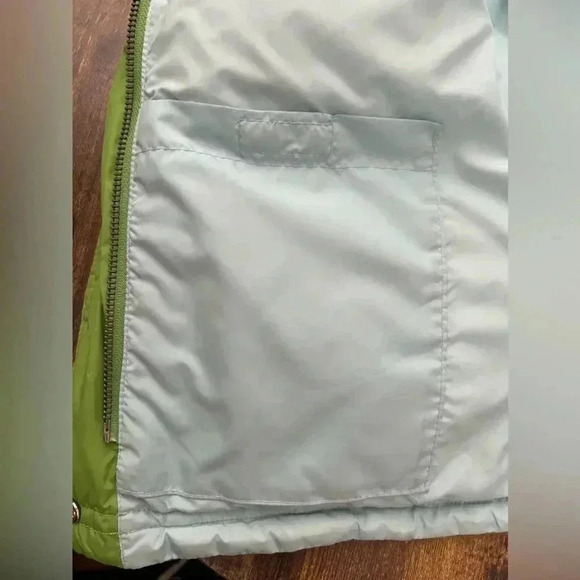 j.crew | ladies puffer vest, outerwear. Size: S. - Picture 9 of 11